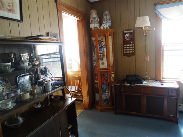 41 Fletcher Road Woburn, MA 01801 - Photo 6 of 11 Gallery Image 6