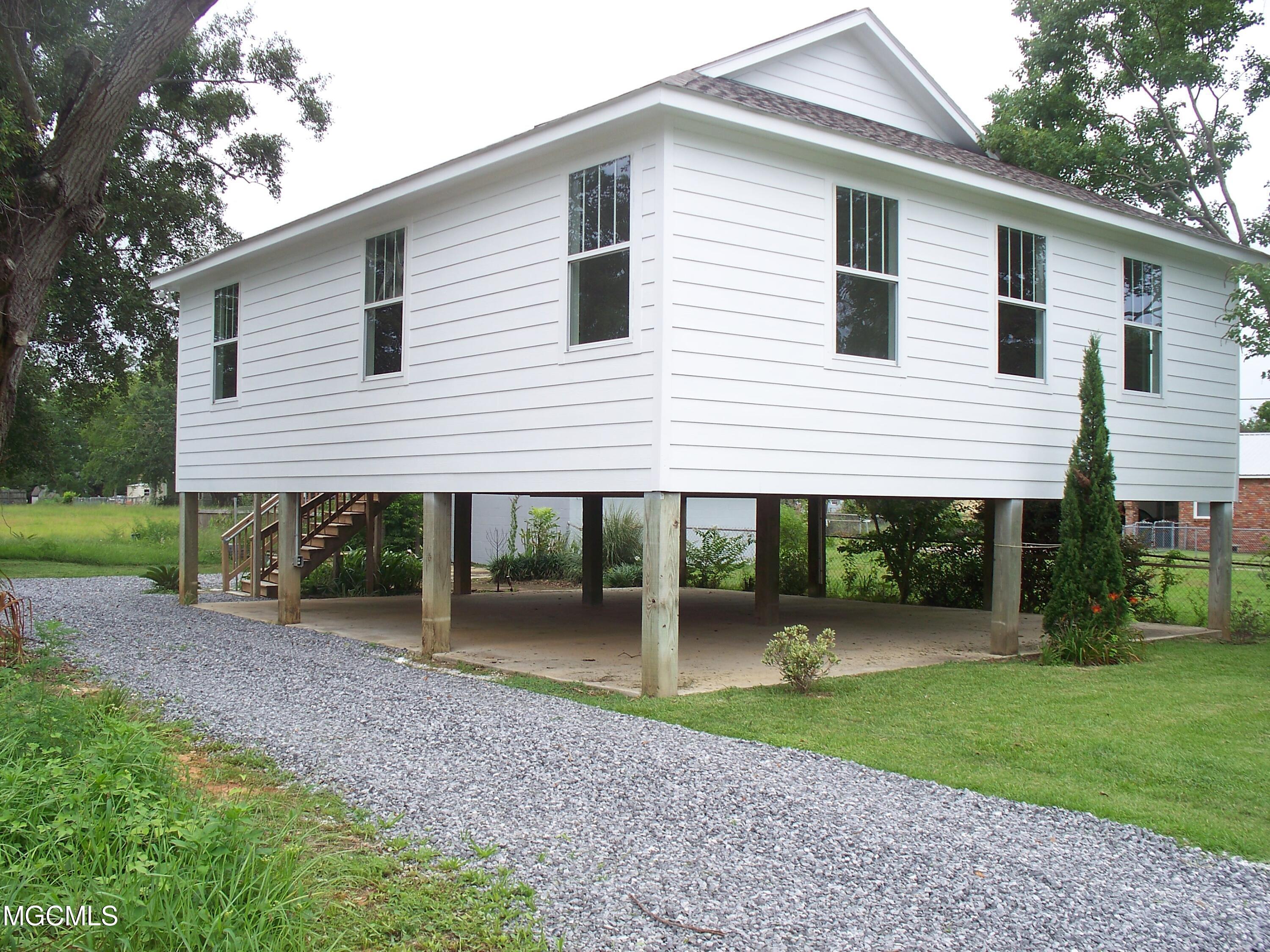 161 Claiborne Street Biloxi, MS 39530 - Photo 3 of 18 Additional Photo