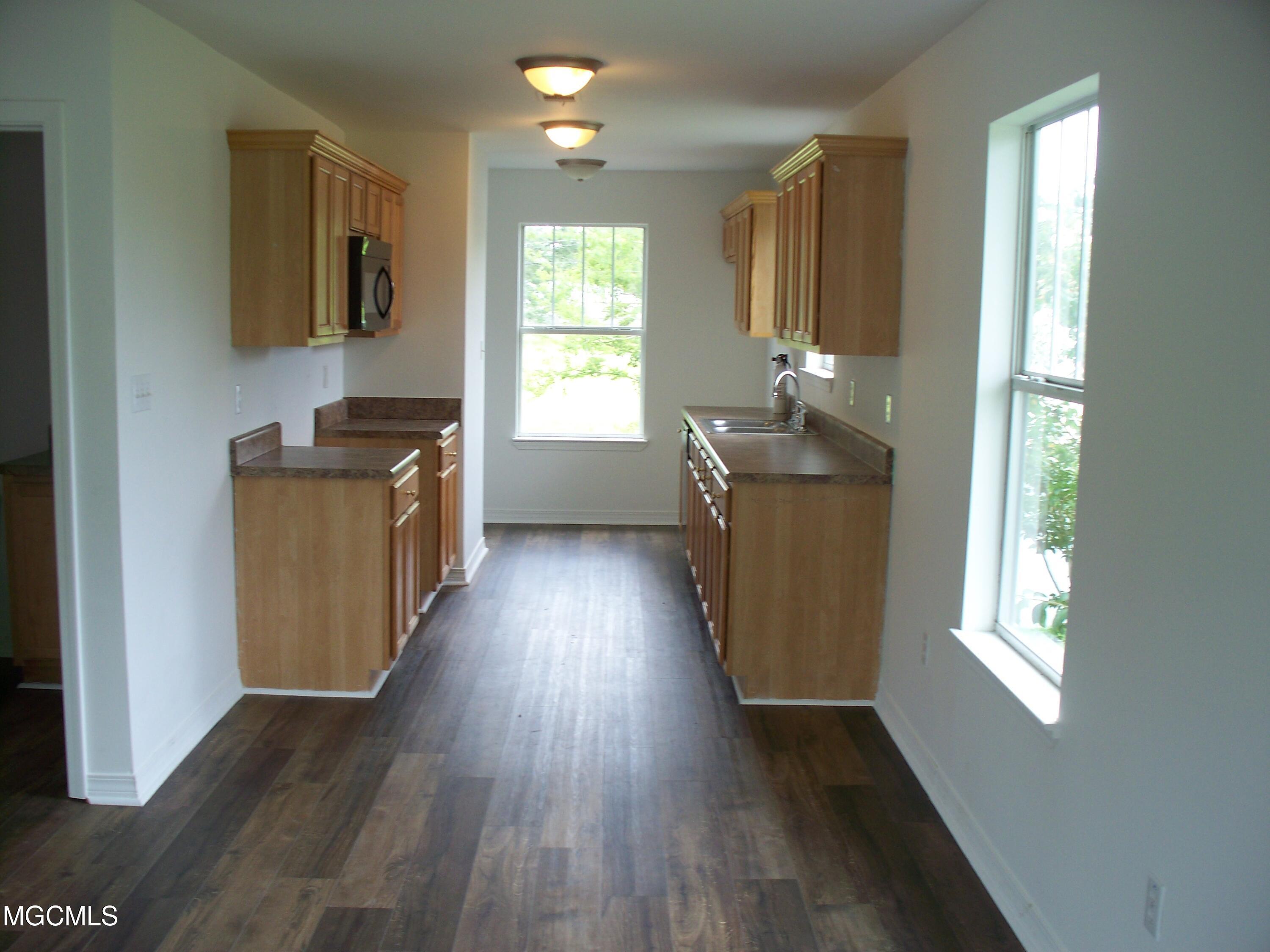 161 Claiborne Street Biloxi, MS 39530 - Photo 6 of 18 Additional Photo