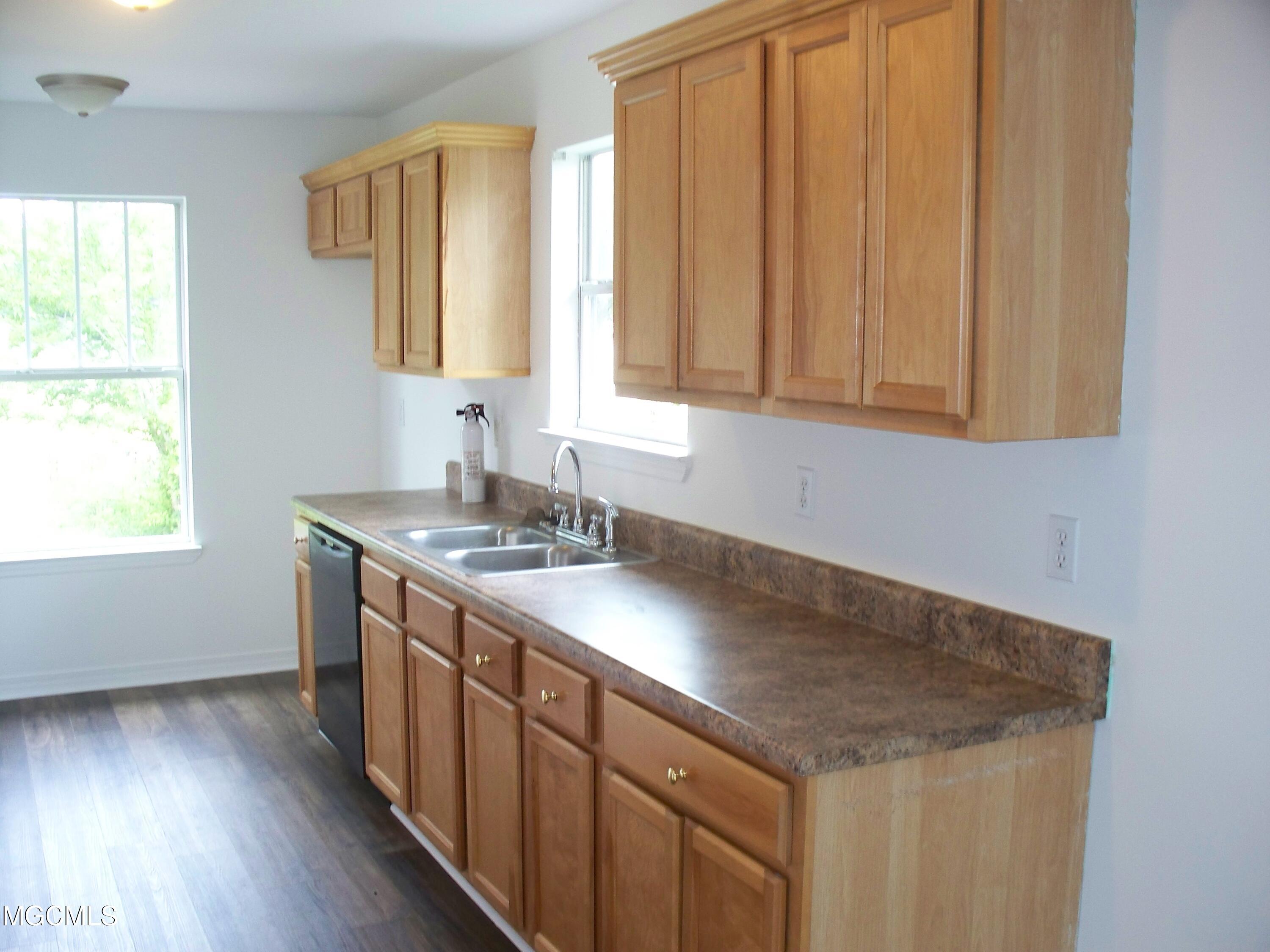 161 Claiborne Street Biloxi, MS 39530 - Photo 7 of 18 Additional Photo