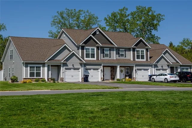 $2,400 | 69 Allandale Drive, Ogden, NY 14624