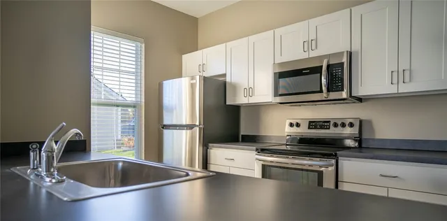 $2,400 | 69 Allandale Drive, Ogden, NY 14624