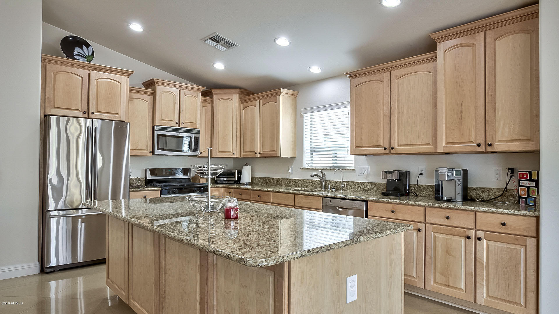 2610 East Ridge Creek Road Phoenix, AZ 85024 - Photo 9 of 26 Large kitchen island