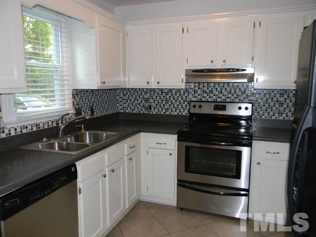 2013 Township Circle Raleigh, NC 27609 - Photo 3 of 14