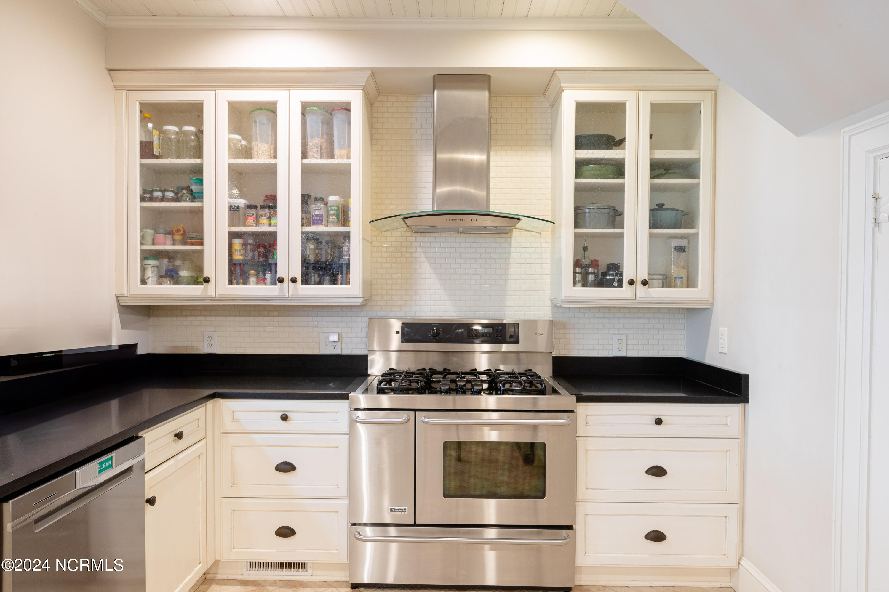 140 Pine Grove Road Southern Pines, NC 28387 - Photo 14 of 76 140 Pine Grove_111
