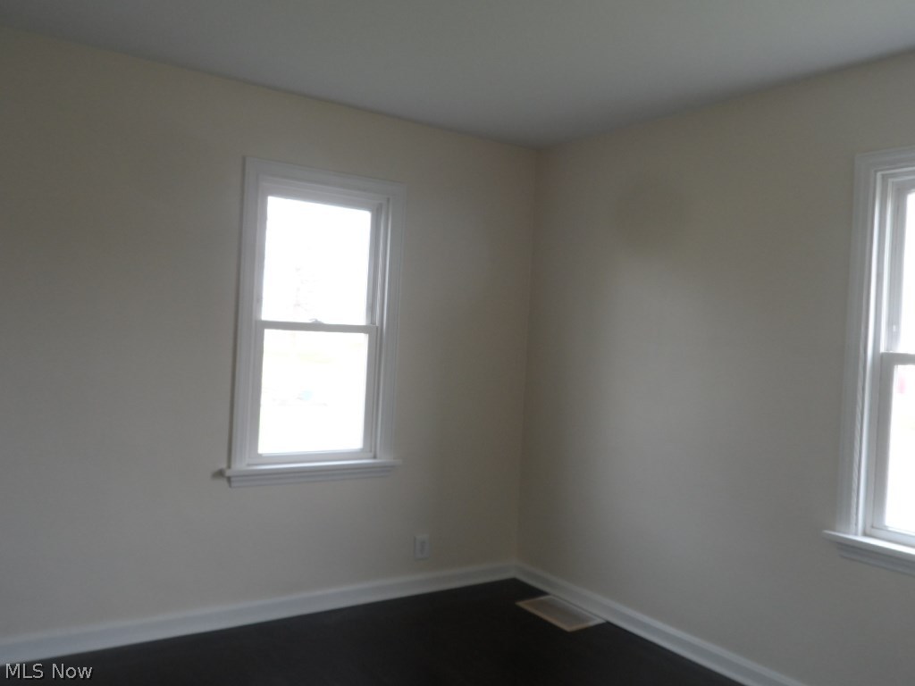 2800 Russell Road Ashtabula, OH 44004 - Photo 7 of 19
