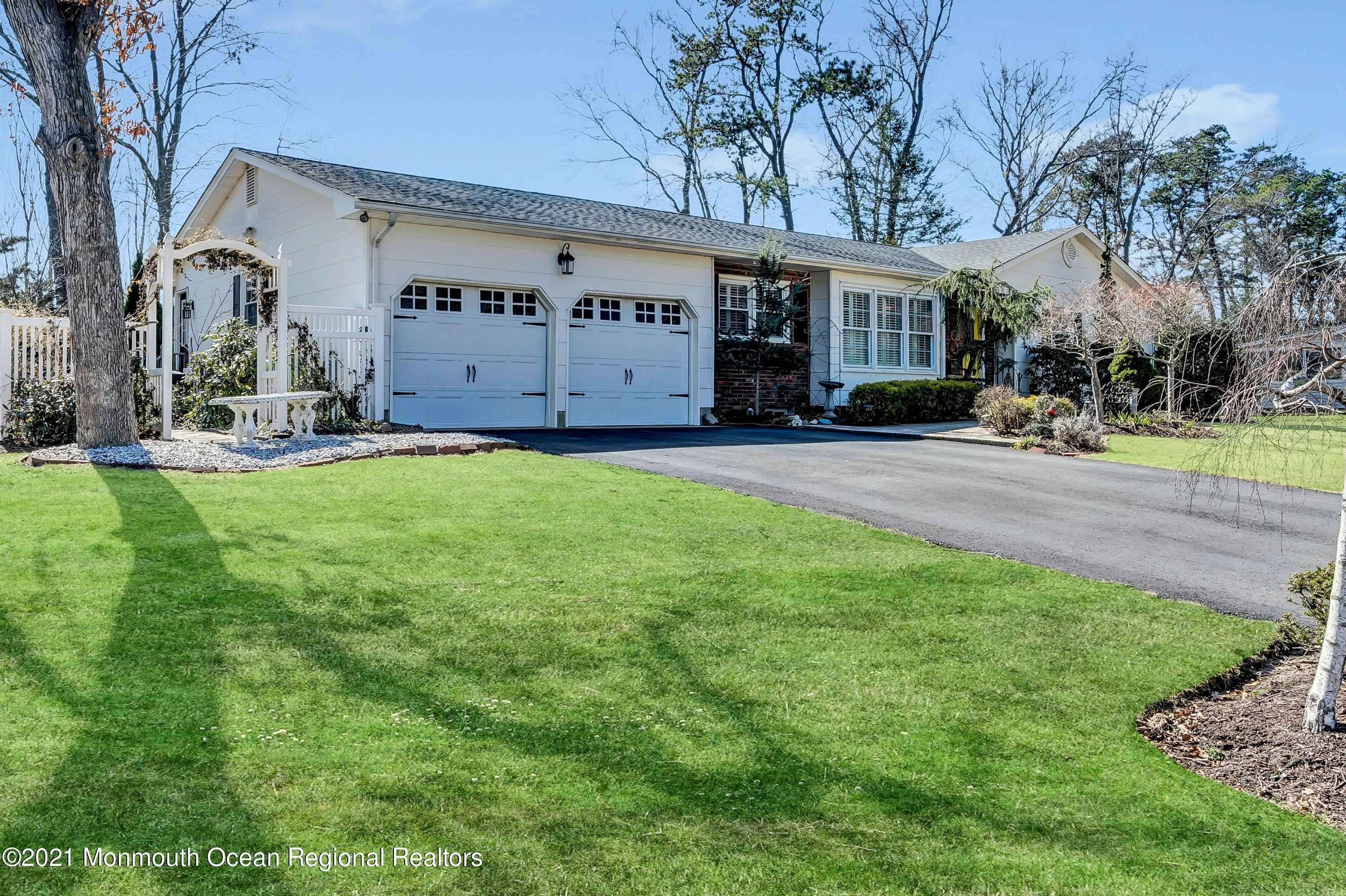 725 Millbrook Road Brick, NJ 08724 - Photo 1 of 40 1 (1)