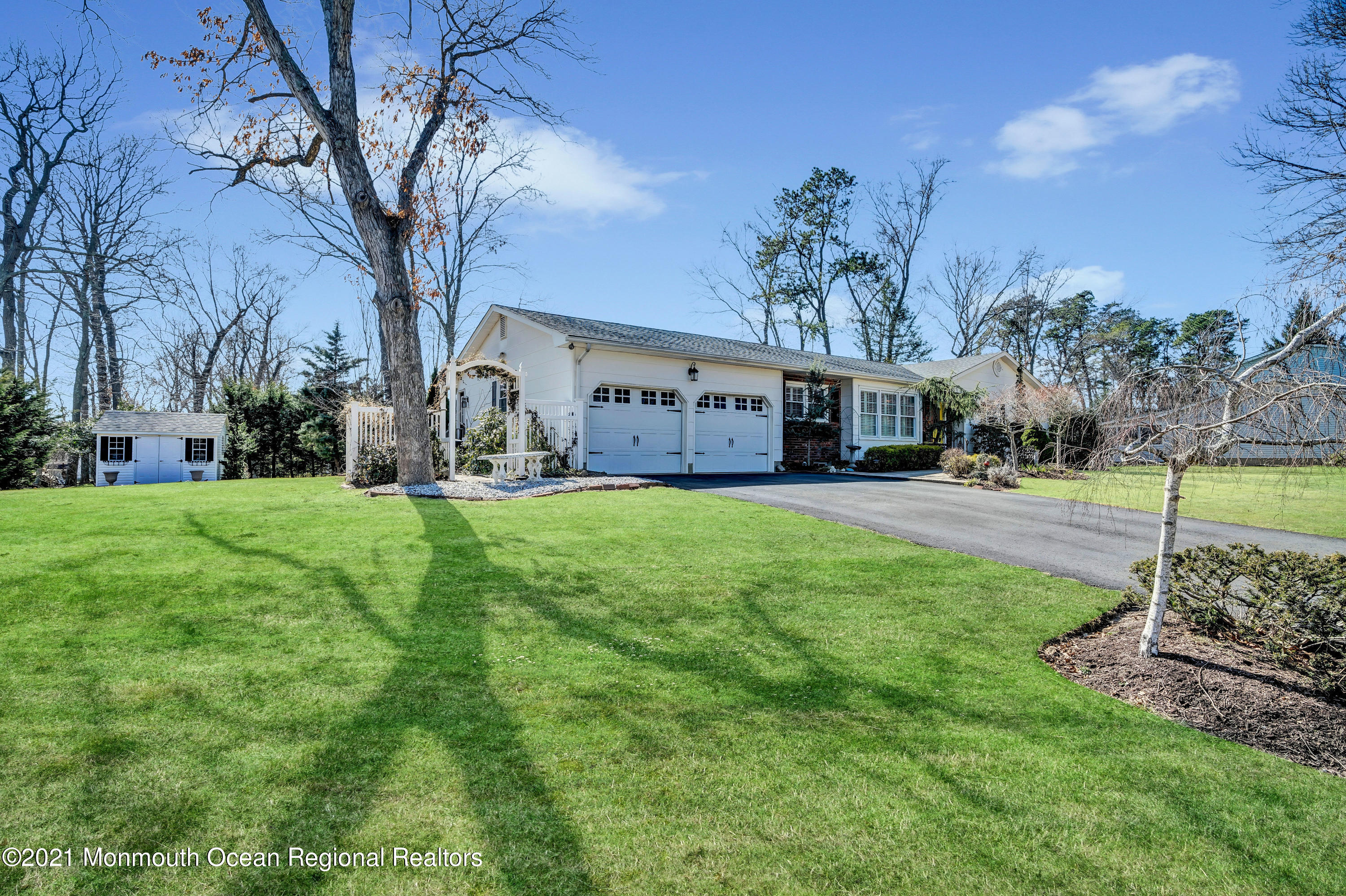 725 Millbrook Road Brick, NJ 08724 - Photo 6 of 40 1 (6)