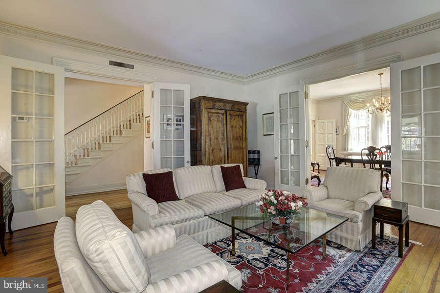 2134 Leroy Place Northwest Washington, DC 20008 - Photo 4 of 27 Family Room