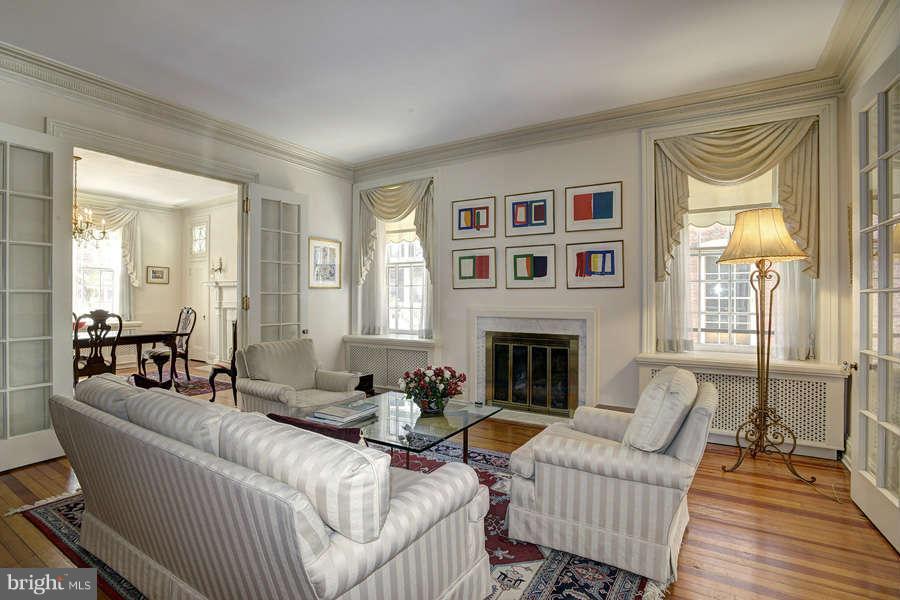 2134 Leroy Place Northwest Washington, DC 20008 - Photo 5 of 27 Family Room