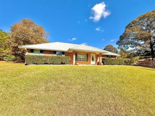 $204,000 | 147 Sandy Drive, Anacoco, LA 71403