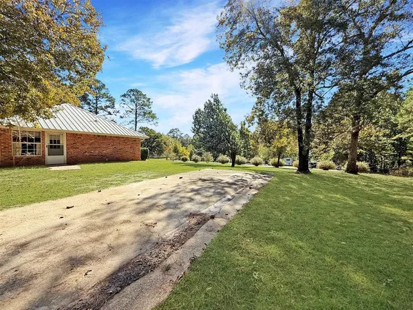 $204,000 | 147 Sandy Drive, Anacoco, LA 71403