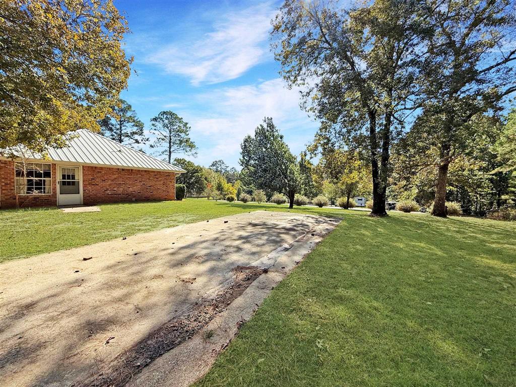147 Sandy Drive Anacoco, LA 71403 - Photo 41 of 43