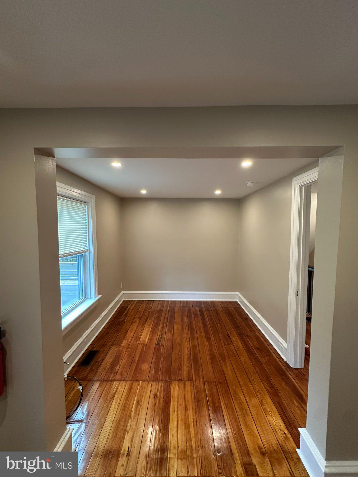 373 B Easton Road Horsham, PA 19044 - Photo 6 of 10 Gallery Image 6