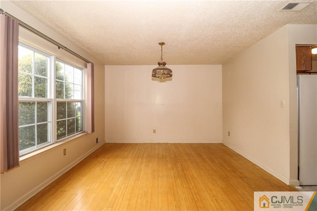 345 Lunar Road Piscataway, NJ 08854 - Photo 5 of 19 Gallery Image 5