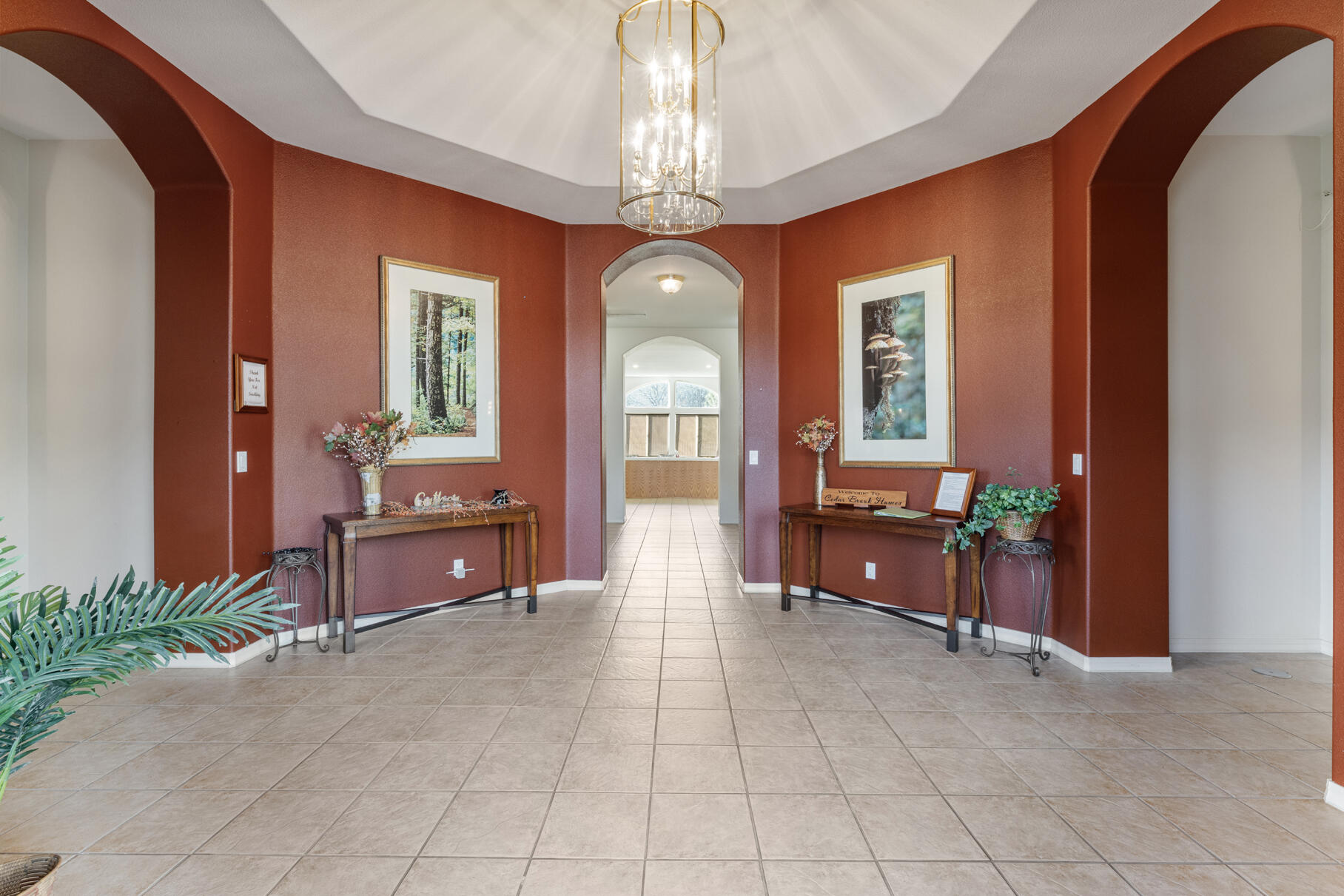 371 Cedar Ridge Cave Junction, OR 97523 - Photo 35 of 40 Clubhouse foyer