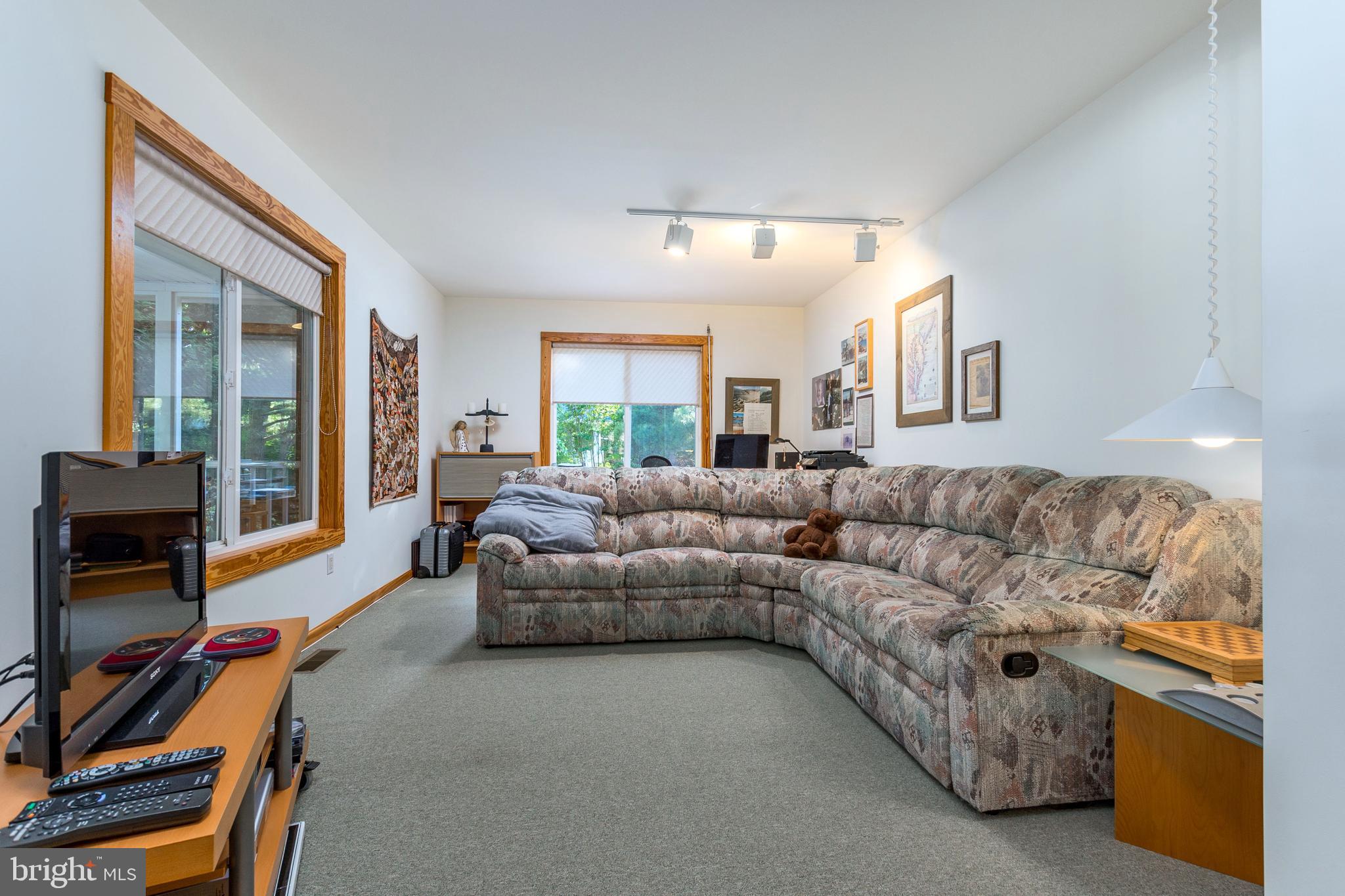 533 Bethany Loop Bethany Beach, DE 19930 - Photo 18 of 44 Main level family room/den