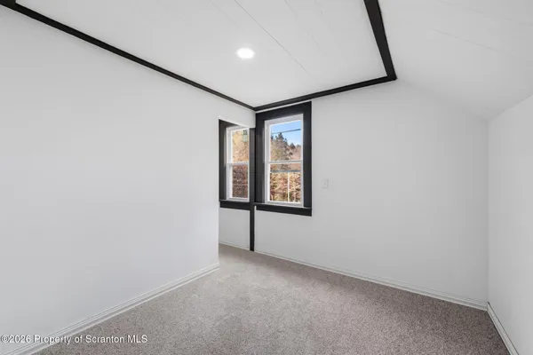 $250,000 | 75 Hamlin Highway, Moscow, PA 18444