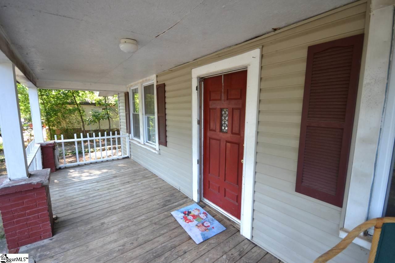 121 Judson Road Greenville, SC 29611 - Photo 4 of 10 Gallery Image 4