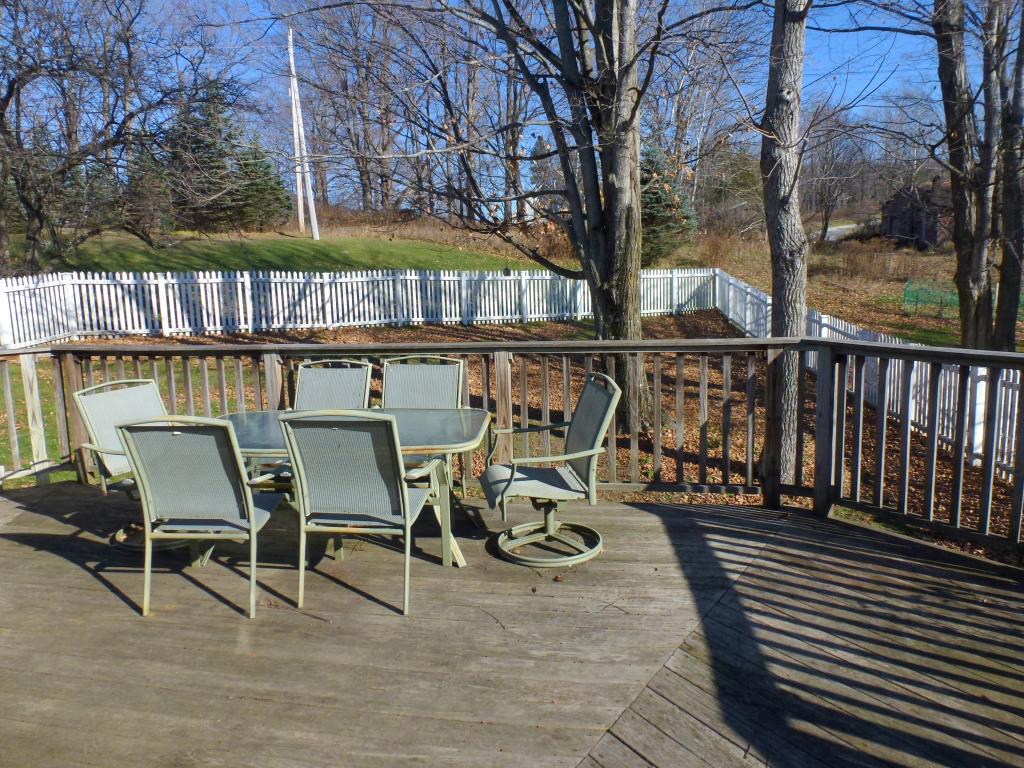 1401 Post Road Rutland Town, VT 05701 - Photo 2 of 22