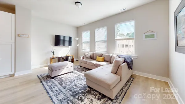 $1,990 | 5020 Central Avenue, Charlotte, NC 28205