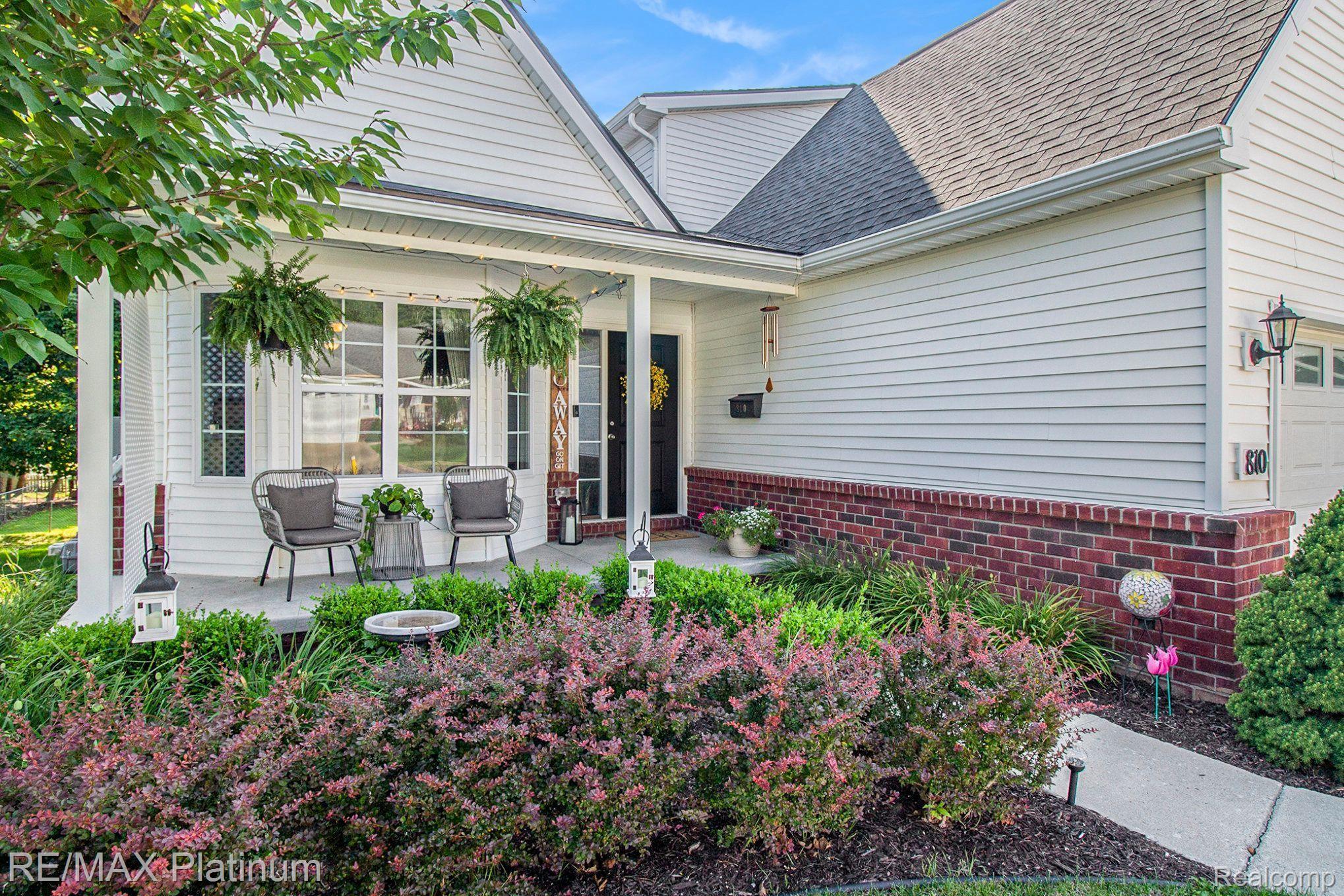 810 Nelson's Ridge Drive, Unit 25 Howell, MI 48843 - Photo 2 of 23 Gallery Image 2