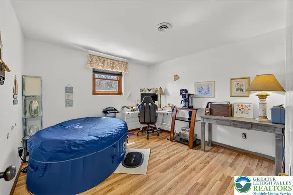 $449,900 | 2259 Hillside Road, Slatington, PA 18080