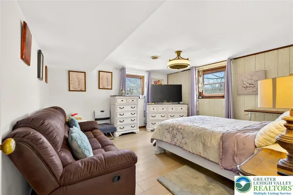 $449,900 | 2259 Hillside Road, Slatington, PA 18080