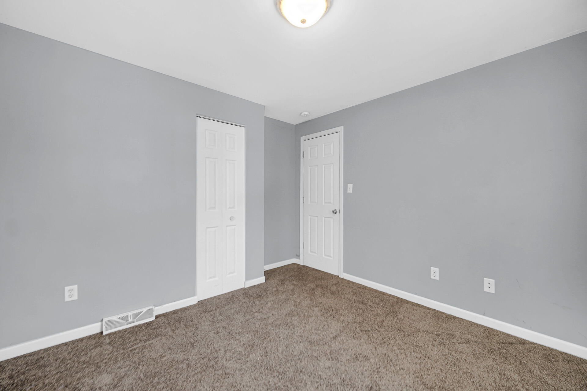 2228 Riverside Drive Lake Station, IN 46405 - Photo 16 of 22 a view of an empty room