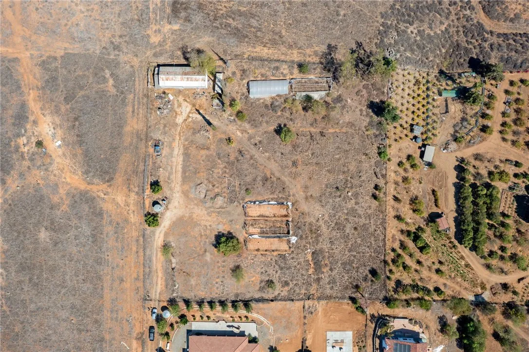 14350 Blackburn Lake Riverside, CA 92503 - Photo 6 of 36