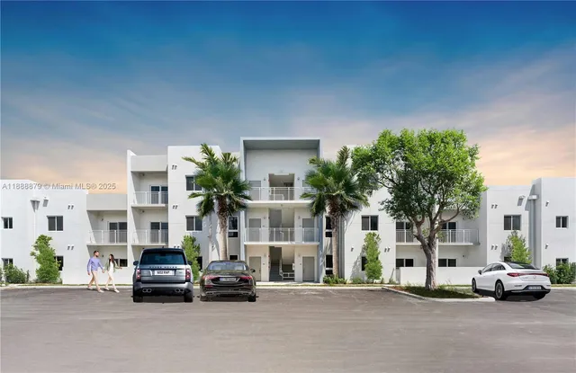 $1,999 | 610 Northeast 2nd Street, Unit 305, Dania Beach, FL 33004