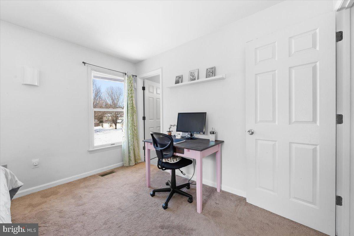 2411 Dunmore Court Frederick, MD 21702 - Photo 23 of 30