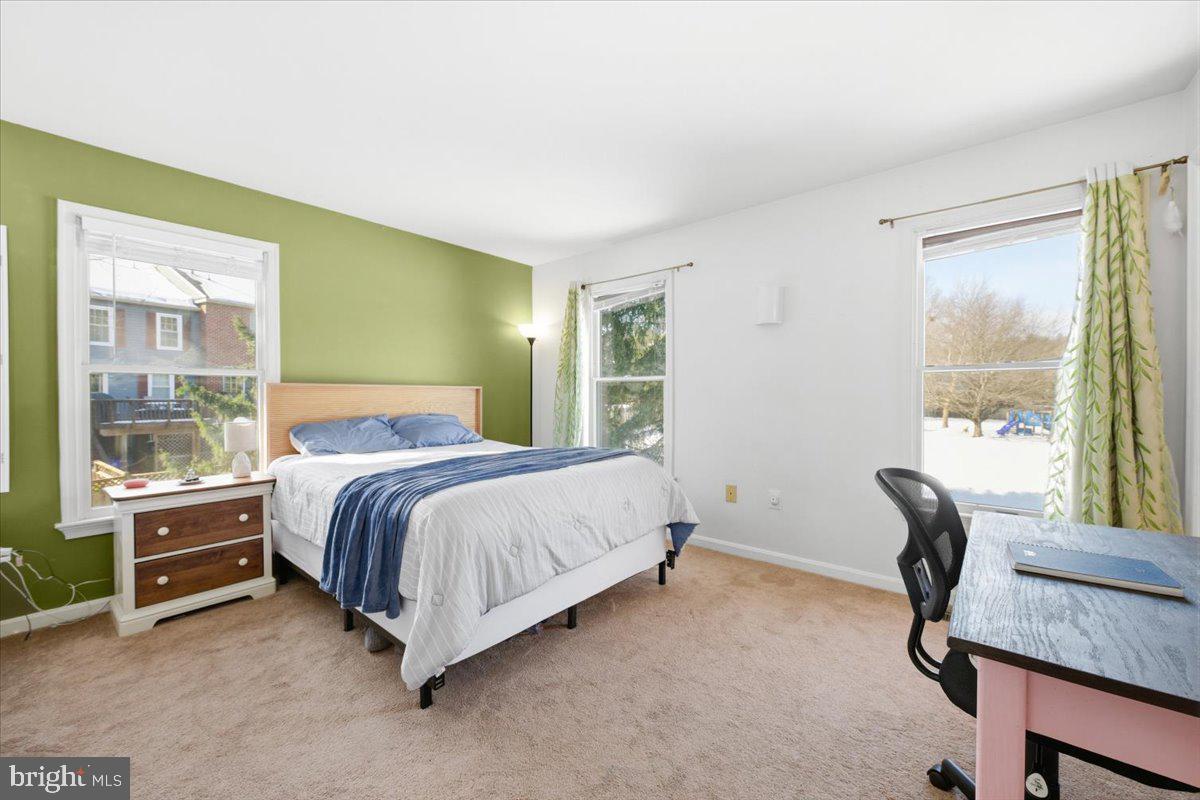 2411 Dunmore Court Frederick, MD 21702 - Photo 4 of 30