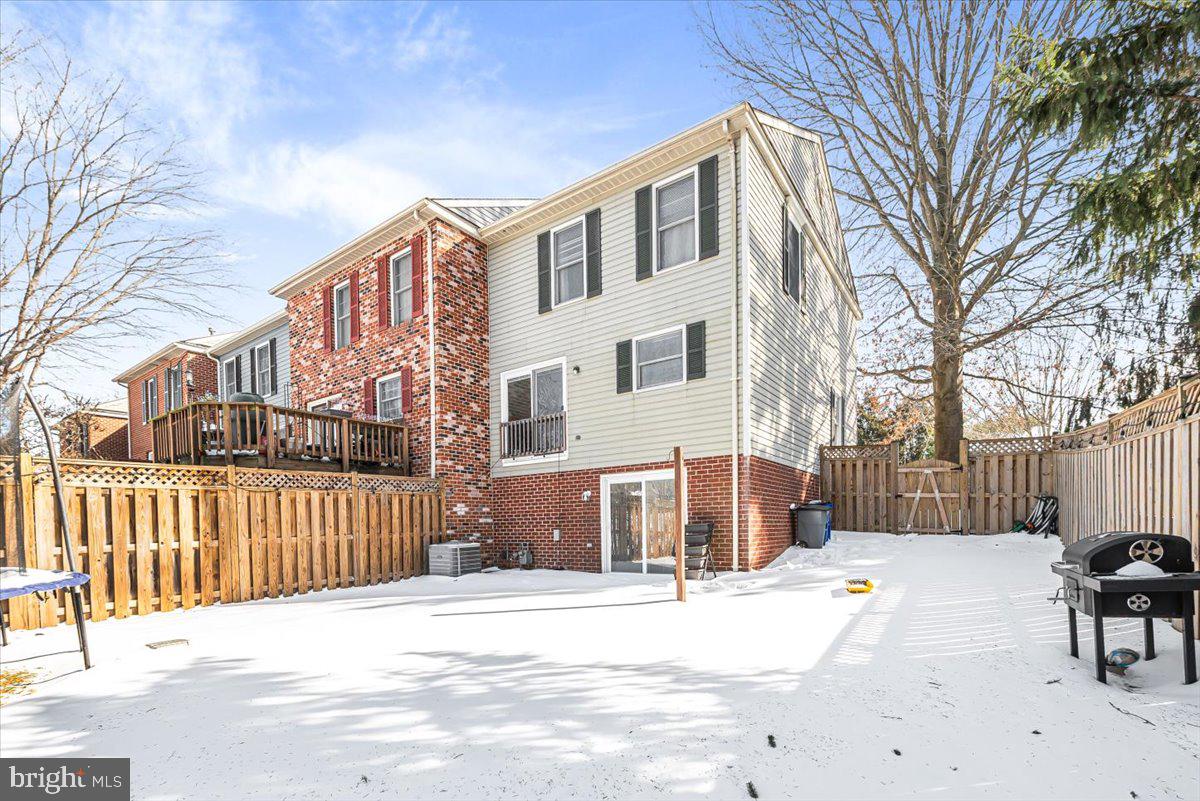 2411 Dunmore Court Frederick, MD 21702 - Photo 6 of 30