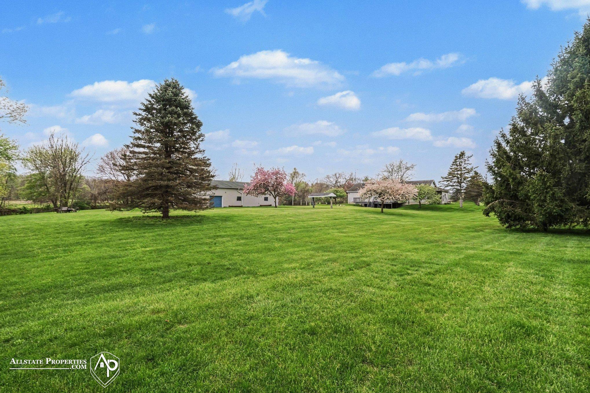 12301 South New Lothrop Road Byron, MI 48418 - Photo 23 of 27