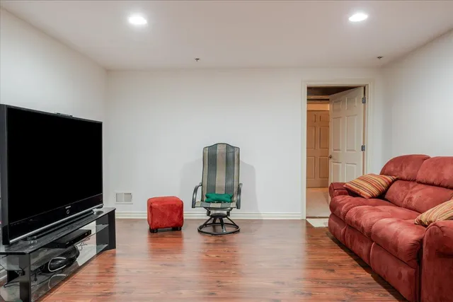 $437,000 | 45900 South Stonewood Road, Canton, MI 48187