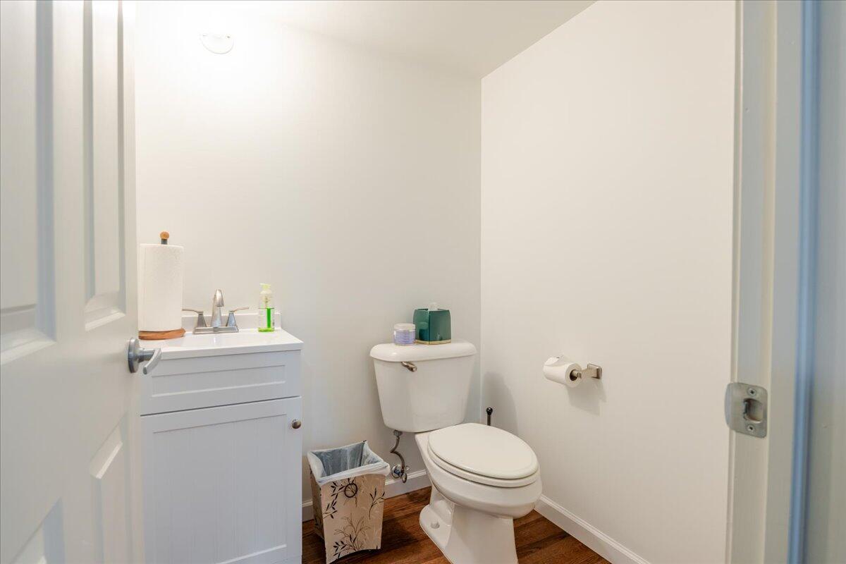 45900 South Stonewood Road Canton, MI 48187 - Photo 33 of 39 35-45900-StoneWood-35