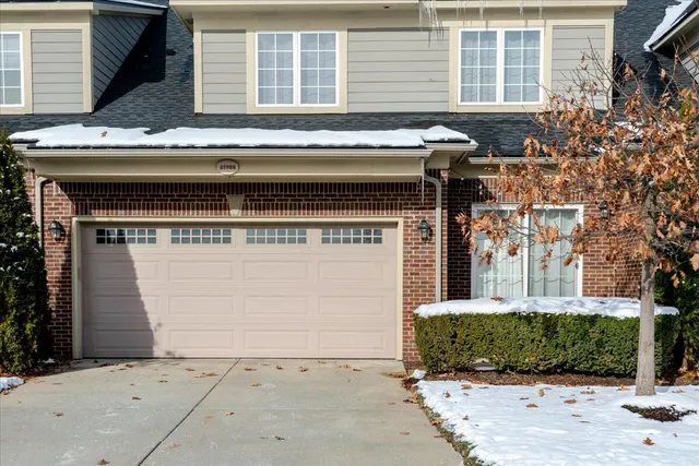 $437,000 | 45900 South Stonewood Road, Canton, MI 48187