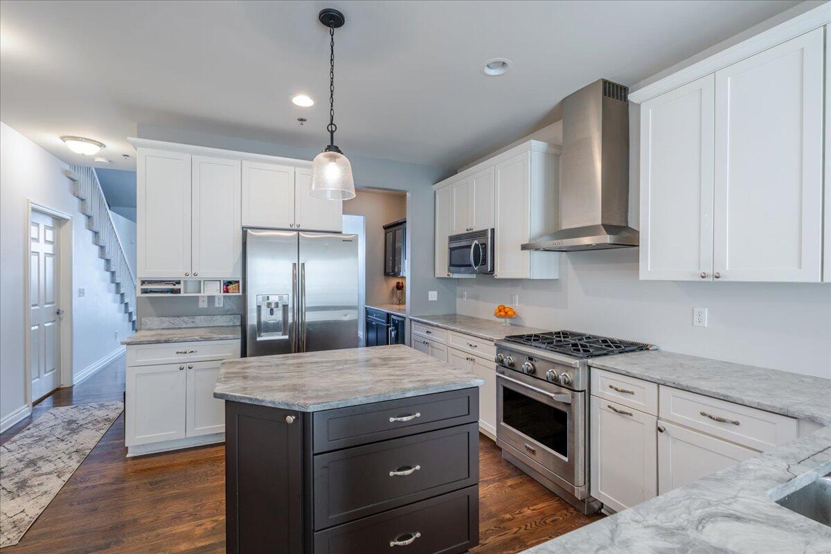 45900 South Stonewood Road Canton, MI 48187 - Photo 8 of 39 19-45900-StoneWood-19