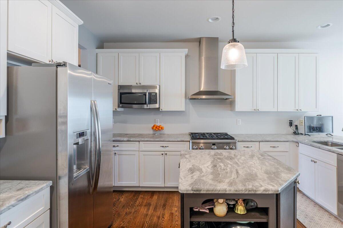 45900 South Stonewood Road Canton, MI 48187 - Photo 9 of 39 18-45900-StoneWood-18