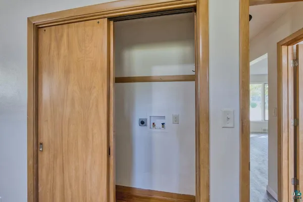 $209,900 | 14 East 4th Avenue South, Aurora, MN 55705