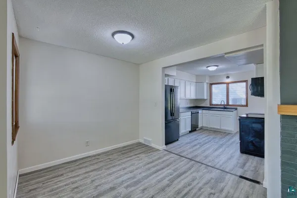 $209,900 | 14 East 4th Avenue South, Aurora, MN 55705