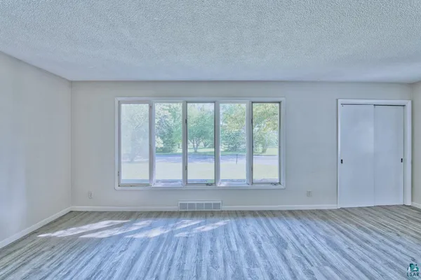 $209,900 | 14 East 4th Avenue South, Aurora, MN 55705