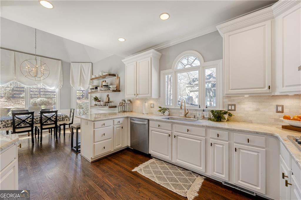 14124 Hopewell Road Alpharetta, GA 30004 - Photo 4 of 33