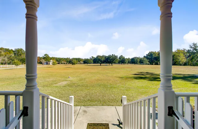 $999,000 | 933 Tree Farm Lane, Cross, SC 29436