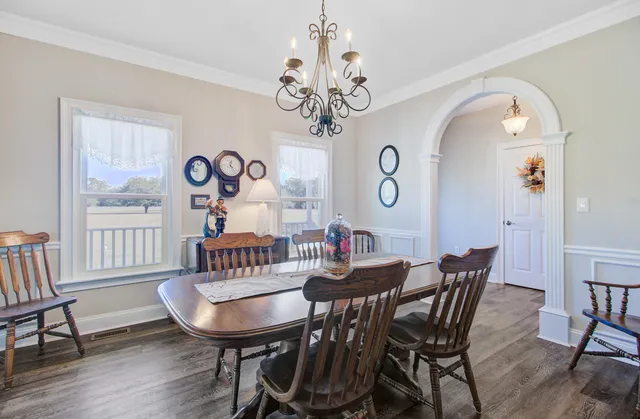 $999,000 | 933 Tree Farm Lane, Cross, SC 29436