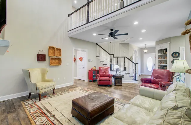 $999,000 | 933 Tree Farm Lane, Cross, SC 29436