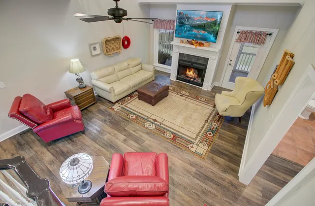 $999,000 | 933 Tree Farm Lane, Cross, SC 29436