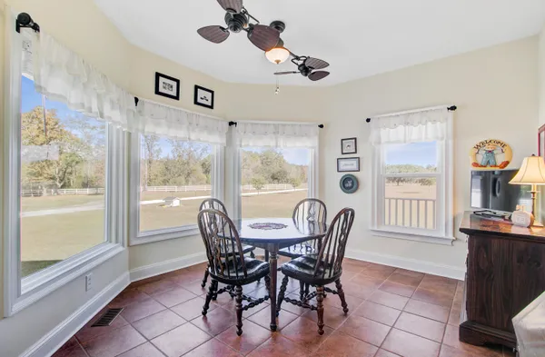$979,999 | 933 Tree Farm Lane, Cross, SC 29436