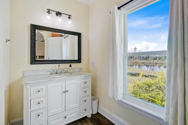 $979,999 | 933 Tree Farm Lane, Cross, SC 29436